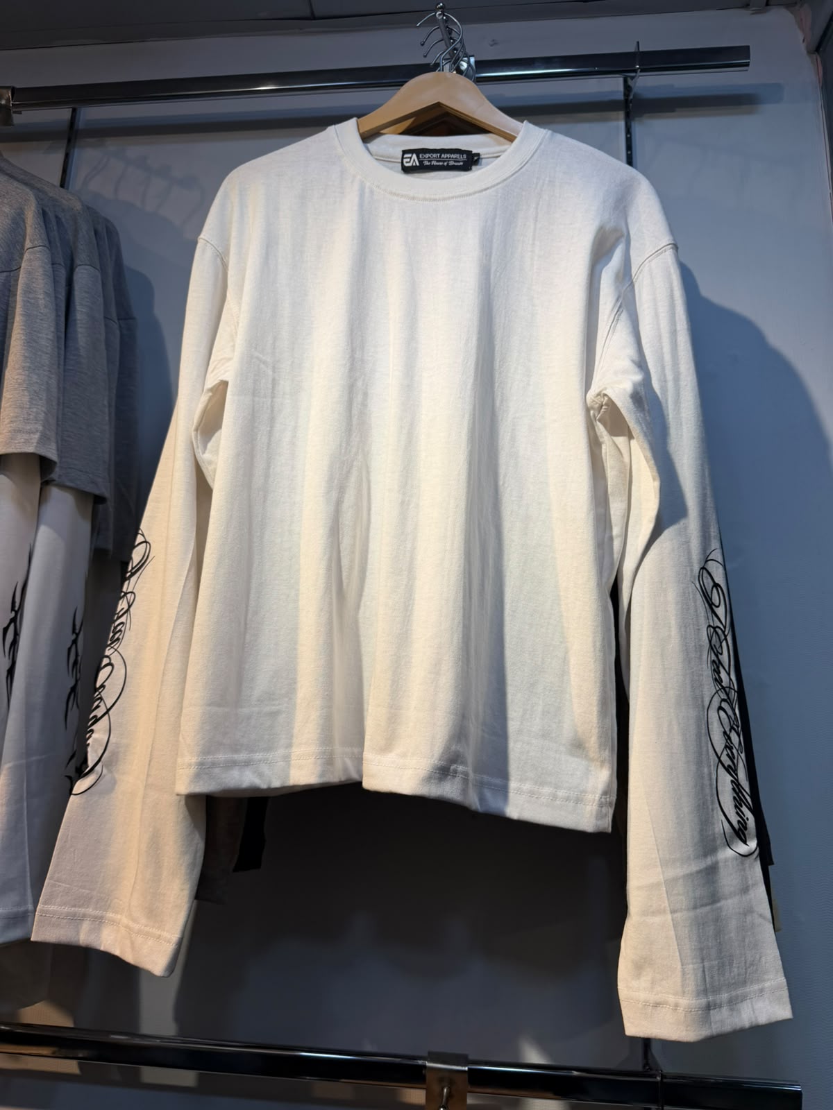 Script Sleeve Boxy Long Sleeve Tee: Off-White