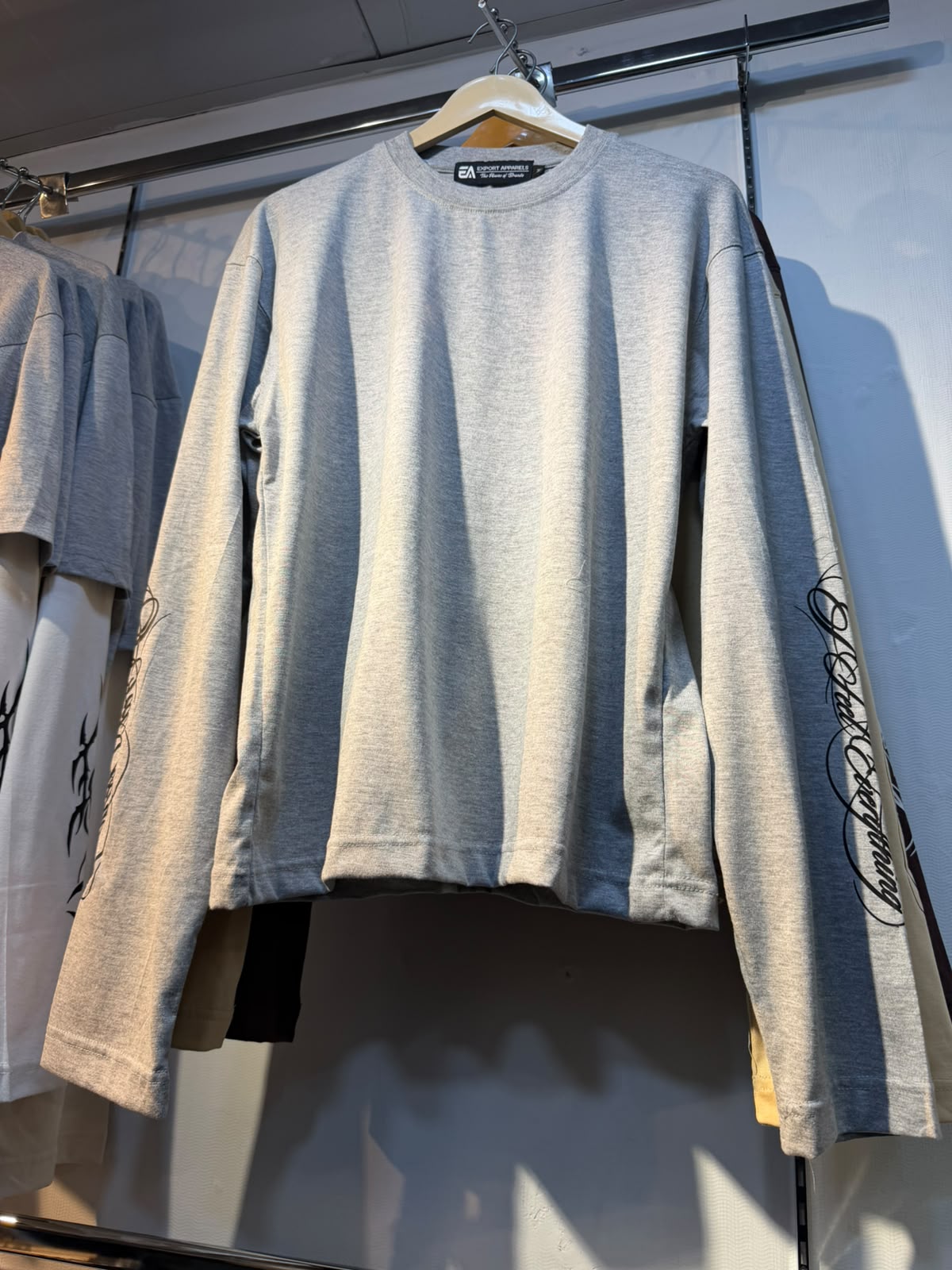 Script Sleeve Boxy Long Sleeve Tee: Heather Grey