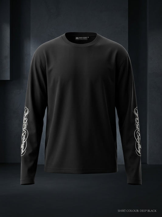 Script Sleeve Boxy Long Sleeve Tee: Black